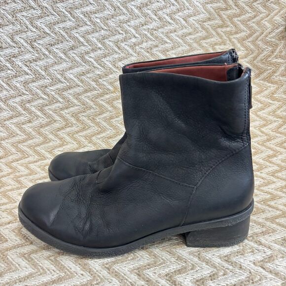 Dansko Brianne Waterproof Leather Causal Boots - Picture 8 of 12